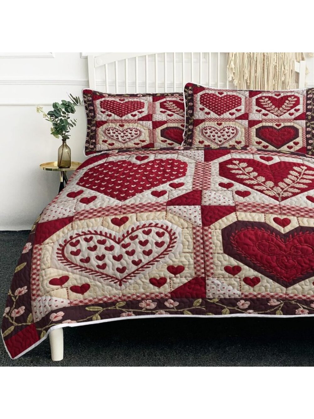 Vintage Heart Patchwork King Quilt Set - Cozy 3-Piece Bedspread for Home Decor